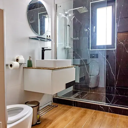 Serenis By Signature *