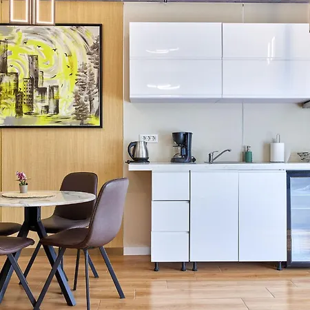 Apartment Serenis By Signature *