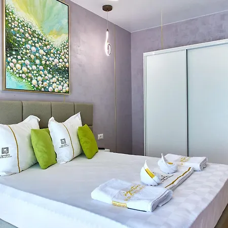 Serenis By Signature Apartment *
