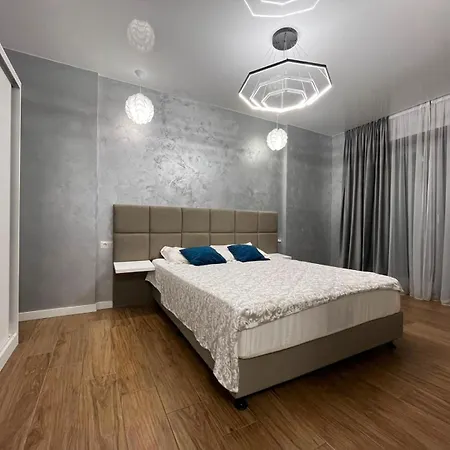 Serenis By Signature *